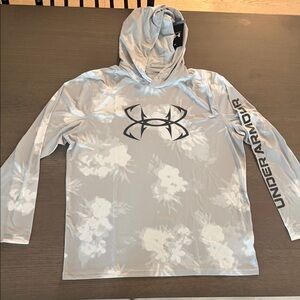 Under Armour long sleeve lightweight hooded